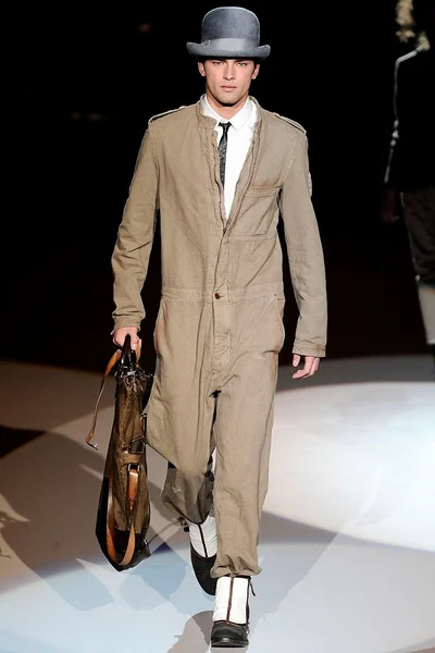 Look 31